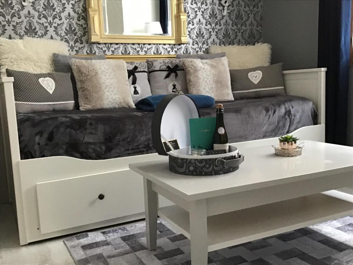 Appartement Medicis Avec Garage オンフルール エクステリア 写真